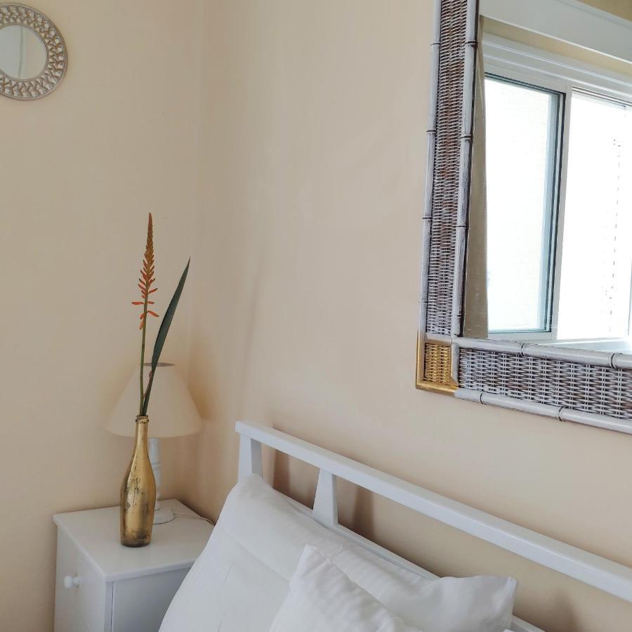 Apartment Sweet Coral Bay Sea View 3 Stocks Paphos