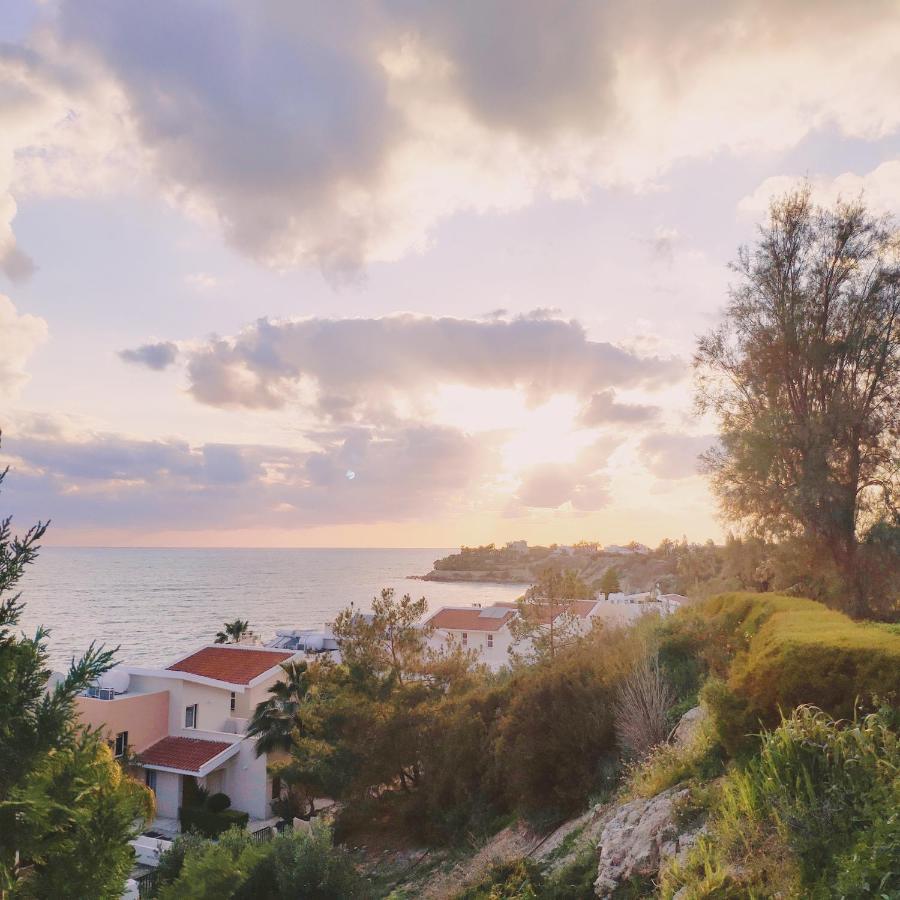 Sweet Coral Bay Sea View 3 Stocks Paphos * Пейя