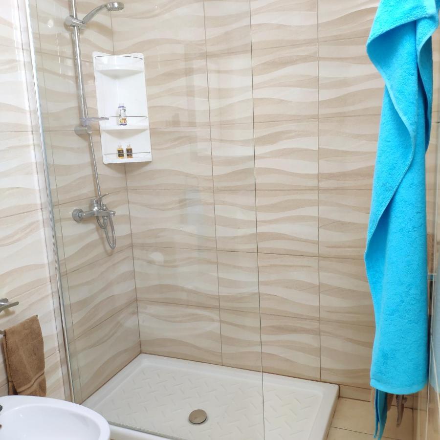 Sweet Coral Bay Sea View 3 Stocks Paphos Apartment