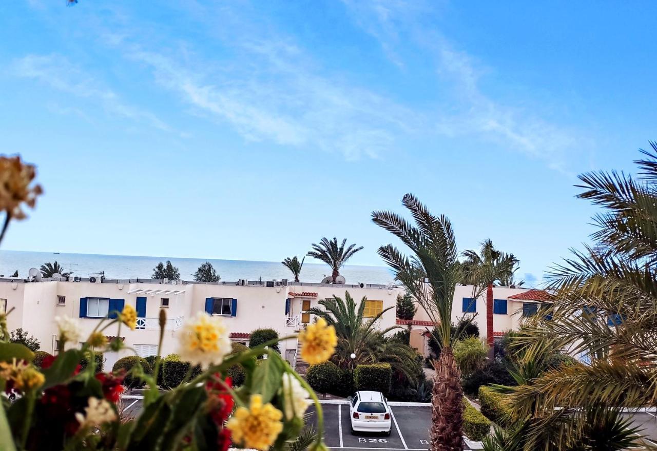 Apartment Sweet Coral Bay Sea View 3 Stocks Paphos
